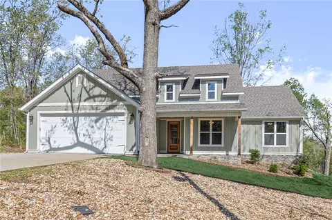 13 Renfrew Ln, Bella Vista, AR 72715