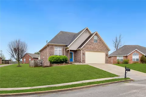 5101 S 62nd St, Rogers, AR 72758