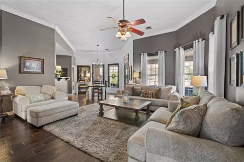 330 Red Maple Ave, Siloam Springs, AR 72761
