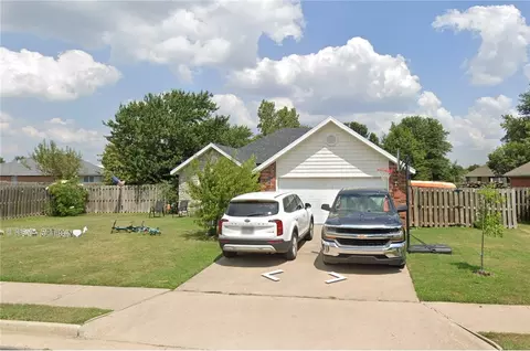 1330 Pinot Ave, Centerton, AR 72719