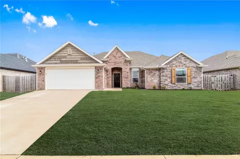 607 Citrine St, Lowell, AR 72745