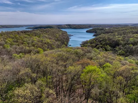 Mundell Road, Eureka Springs, AR 72631