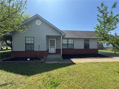 514 E Mississippi, Beebe, AR 72012