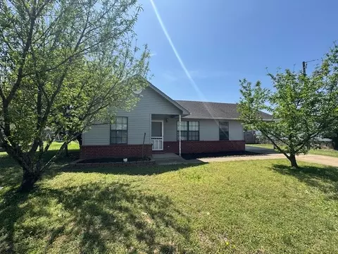 514 E Mississippi, Beebe, AR 72012 photo 2