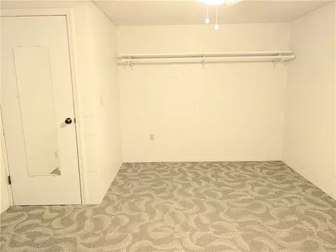 Bedroom - 105 Wren St, Harrison, AR 72601 photo 5 of 7