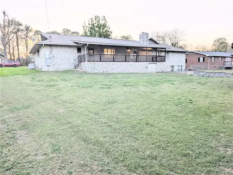 Exterior - 105 Wren St, Harrison, AR 72601 photo 8 of 12