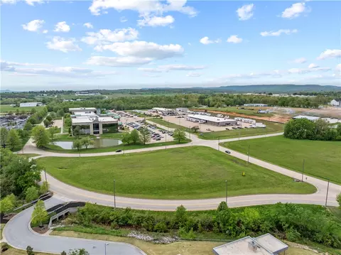 * Forward Drive, Harrison, AR 72601 photo 2