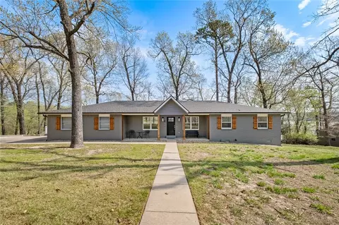 16420 Pin Oak Ln, Rogers, AR 72756