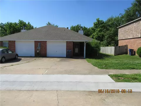 806 Meghan St, Siloam Springs, AR 72761