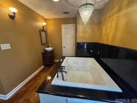 42 Robbye Ln, Searcy, AR 72143 photo 5