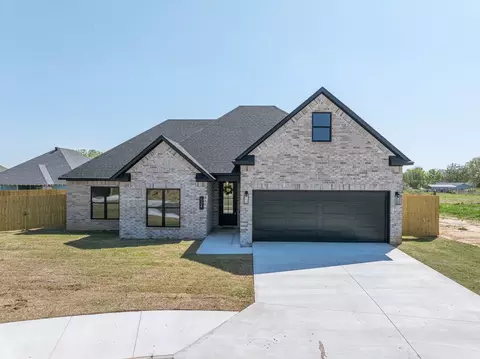 524 Dutton Ct, Barling, AR 72923