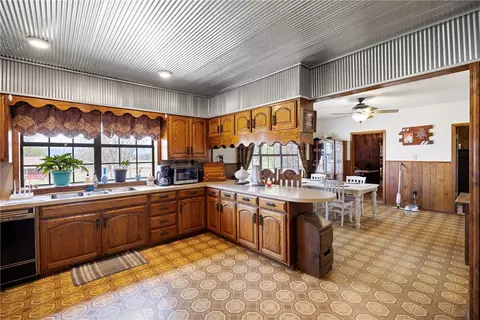 12250 Bluff Rd, Bluffton, AR 72827 photo 25