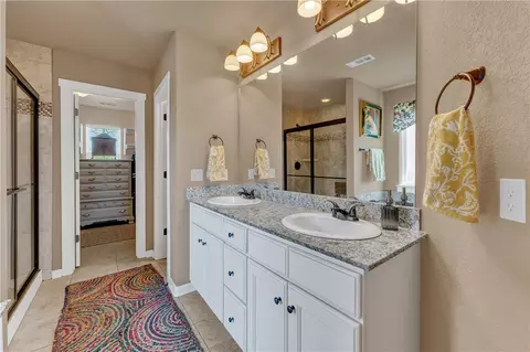 Bath - 4091 Ridgeton St, Springdale, AR 72764 photo 1 of 4