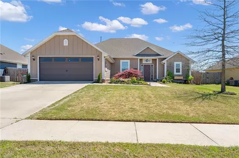 4091 Ridgeton St, Springdale, AR 72764