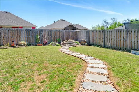 Exterior - 4091 Ridgeton St, Springdale, AR 72764 photo 5 of 7