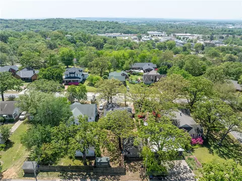 View/Area - 2209 Z St, Fort Smith, AR 72901 photo 4 of 4