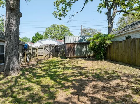 Exterior - 2209 Z St, Fort Smith, AR 72901 photo 9 of 10