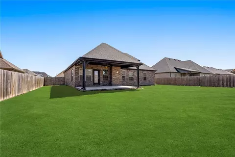 Exterior - 348 Penzo Ave, Springdale, AR 72762 photo 8 of 13