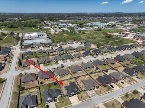 View/Area - 348 Penzo Ave, Springdale, AR 72762 photo 7 of 7