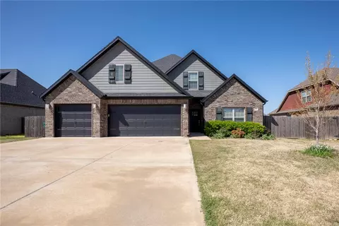 Exterior - 348 Penzo Ave, Springdale, AR 72762 photo 1 of 13