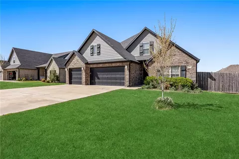 Exterior - 348 Penzo Ave, Springdale, AR 72762 photo 11 of 13
