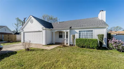 2416 Mulberry St, Rogers, AR 72758