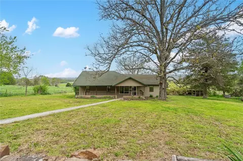 1950 Lacy Dr, Fayetteville, AR 72701