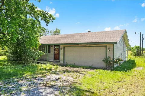 11731 S Highway 43, Gentry, AR 72734