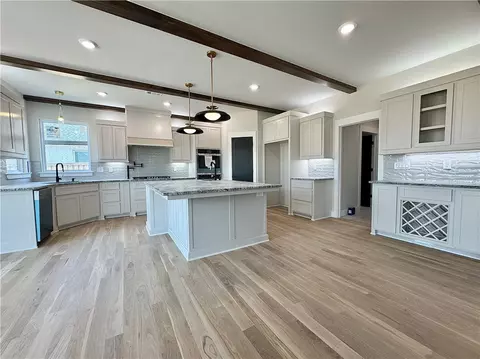 4302 S 87th St, Bentonville, AR 72713 photo 2