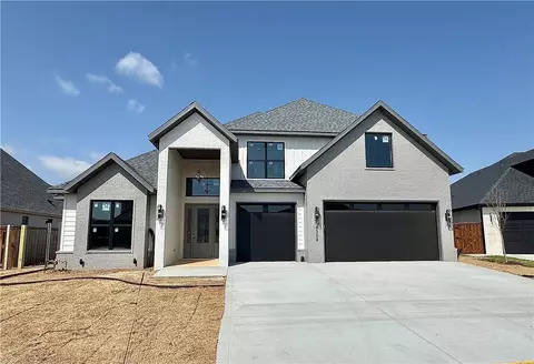 4302 S 87th St, Bentonville, AR 72713