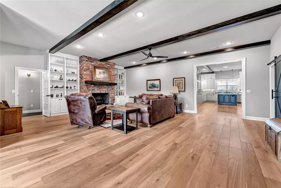 Living - 1563 Ardemagni Rd, Springdale, AR 72762 photo 1 of 6