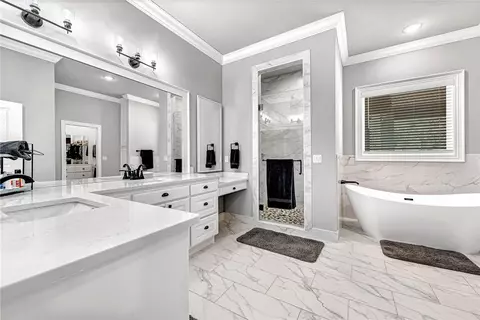 Bath - 1563 Ardemagni Rd, Springdale, AR 72762 photo 1 of 7
