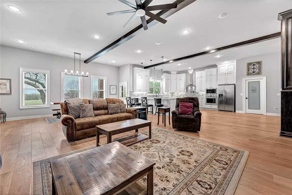 Living - 1563 Ardemagni Rd, Springdale, AR 72762 photo 4 of 6