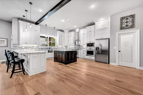 Kitchen - 1563 Ardemagni Rd, Springdale, AR 72762 photo 1 of 4