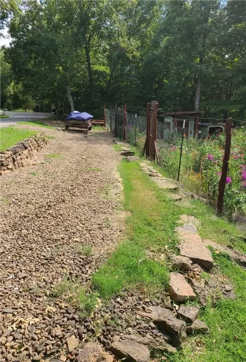 S Cedar Avenue, West Fork, AR 72774 photo 2
