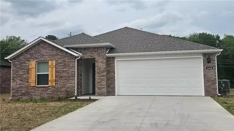 1608 Ridgeview Dr, Springdale, AR 72762