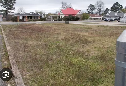 312 S Rogers St, Clarksville, AR 72830