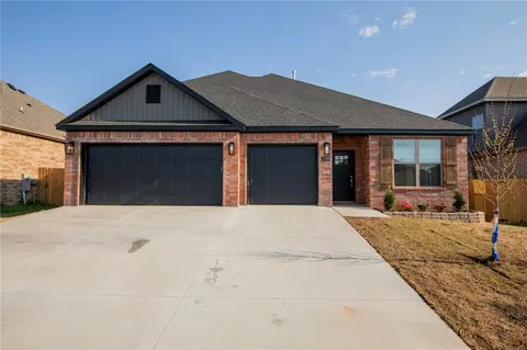 7104 SW High Meadow Blvd, Bentonville, AR 72713
