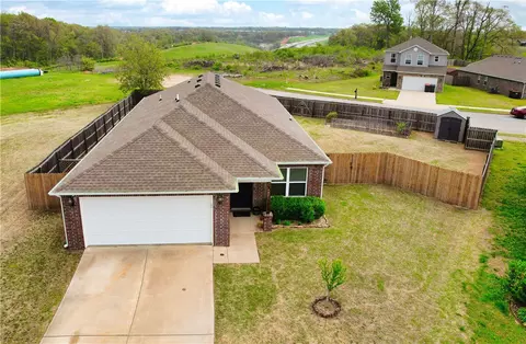 4423 Cornwall St, Springdale, AR 72762