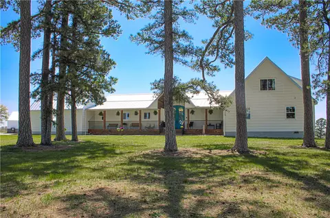 1122 Madison 2149, Huntsville, AR 72740