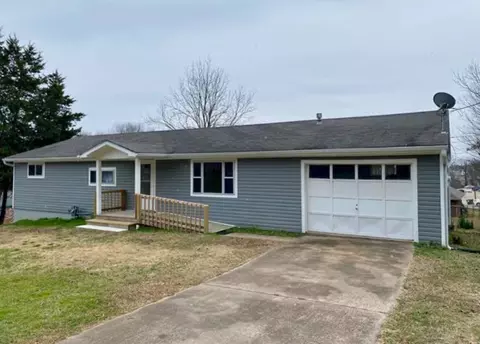 903 Oakland, Clarksville, AR 72830