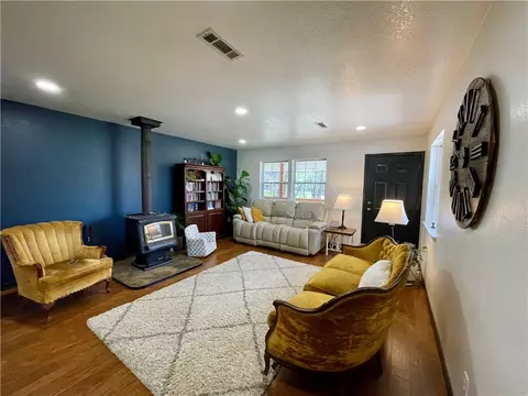 Living - 20742 Highway 295, Wesley, AR 72773 photo 3 of 7