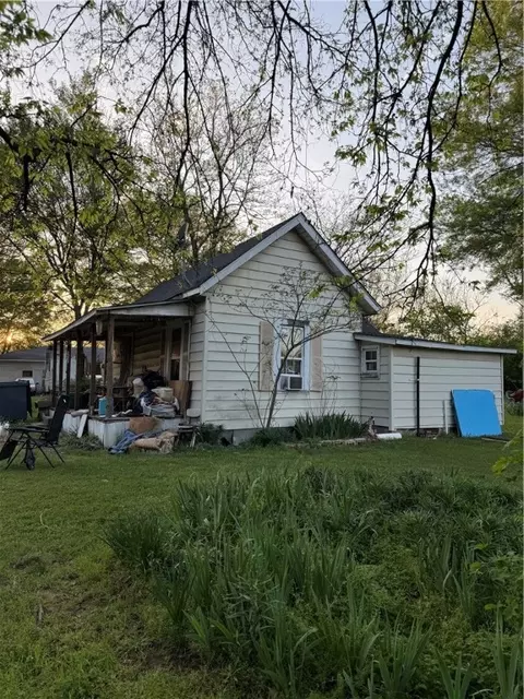 607 Spring, Ola, AR 72853 photo 1