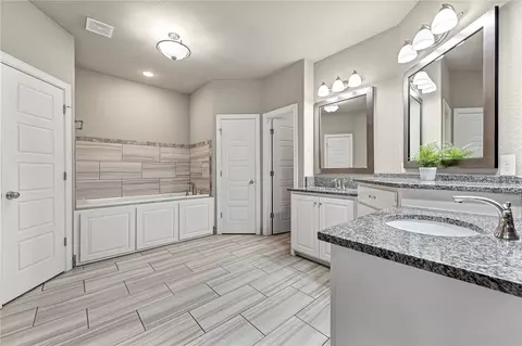 5403 S 60th Pl, Rogers, AR 72758 photo 19
