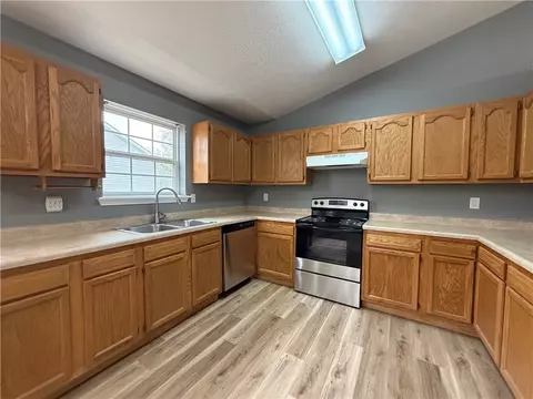 424 E Womack Ave, Harrison, AR 72601 photo 7