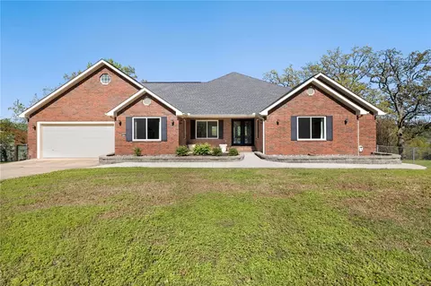 21732 Chinquapin Dr, Springdale, AR 72764