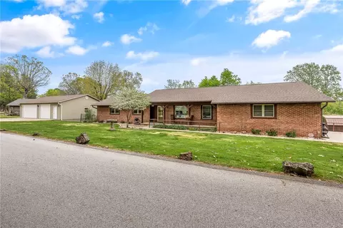 8594 S Park Rd, Rogers, AR 72756