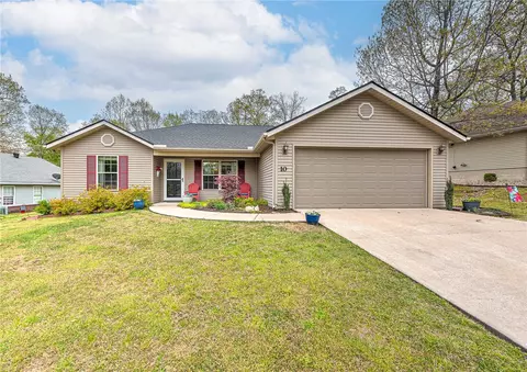 10 Slaggford Ln, Bella Vista, AR 72714