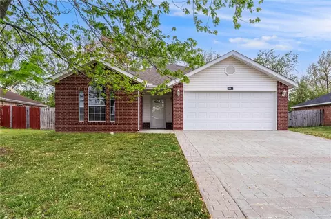 551 Walker St, Centerton, AR 72719