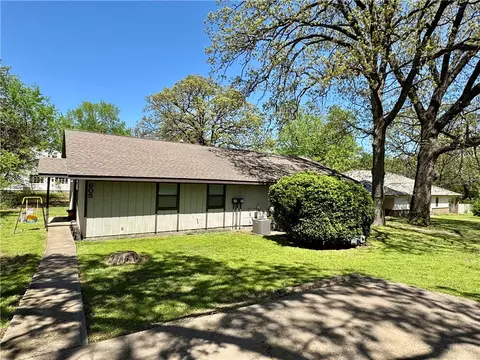 605 E Franklin St #605 & 607, Siloam Springs, AR 72761